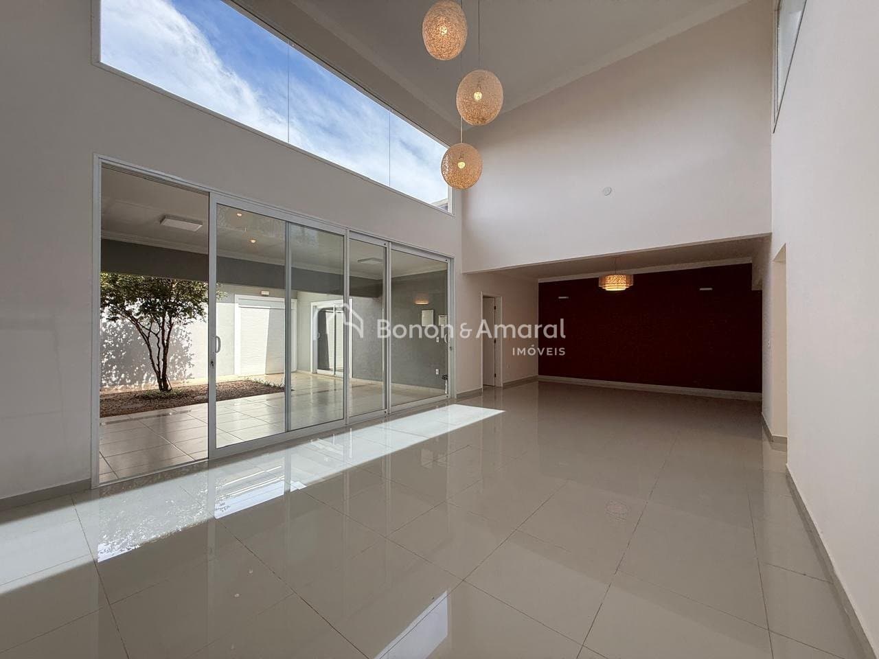 Casa em Condomínio à Venda - Betel em Paulínia / SP