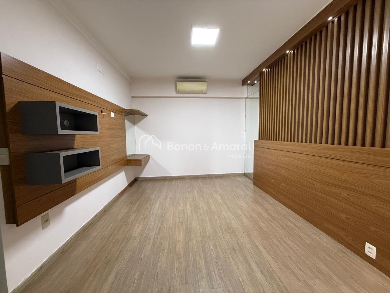 Casa em Condomínio à Venda - Betel em Paulínia / SP