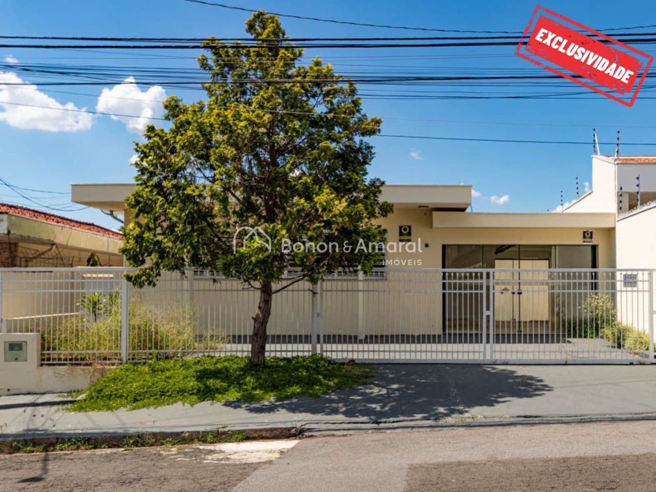 Casa à Venda - Castelo em Campinas / SP