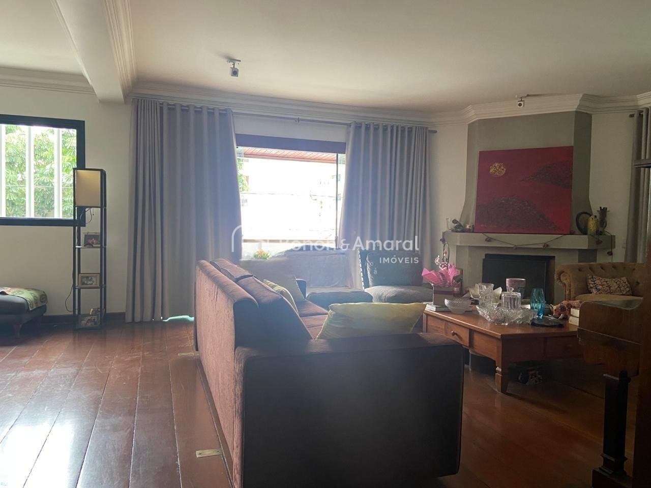 Apartamento para Alugar - Cambuí em Campinas / SP