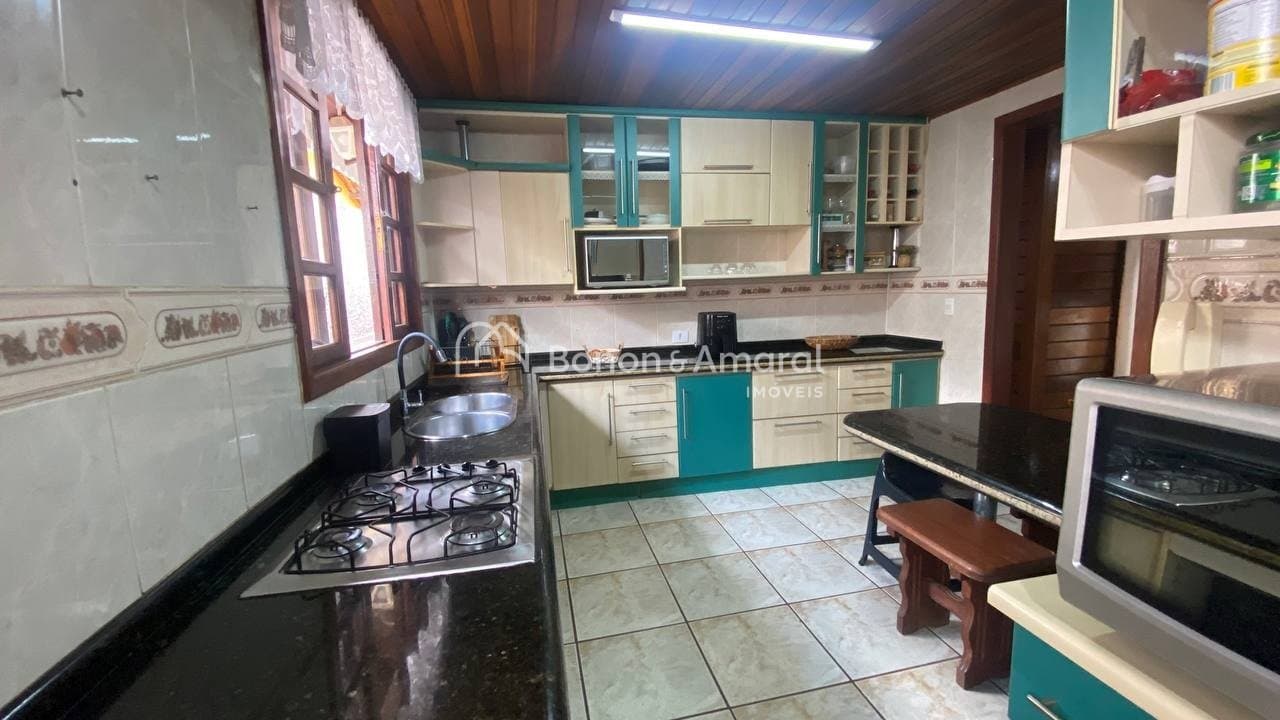 Casa em Condomínio à Venda - Loteamento Caminhos de São Conrado (Sousas) em Campinas / SP