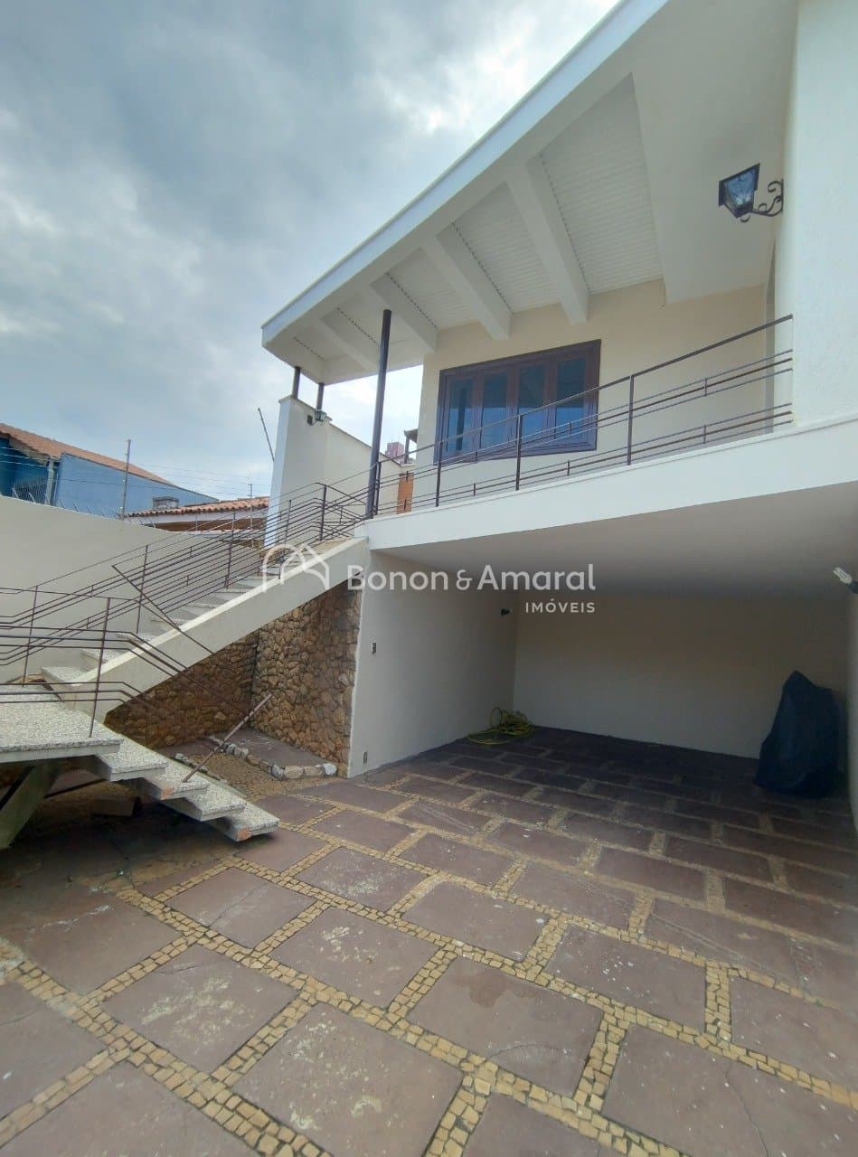 Casa à Venda - Vila Itapura em Campinas / SP