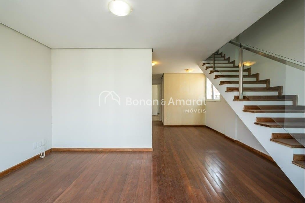 Apartamento à Venda no Cambuí em Campinas / SP