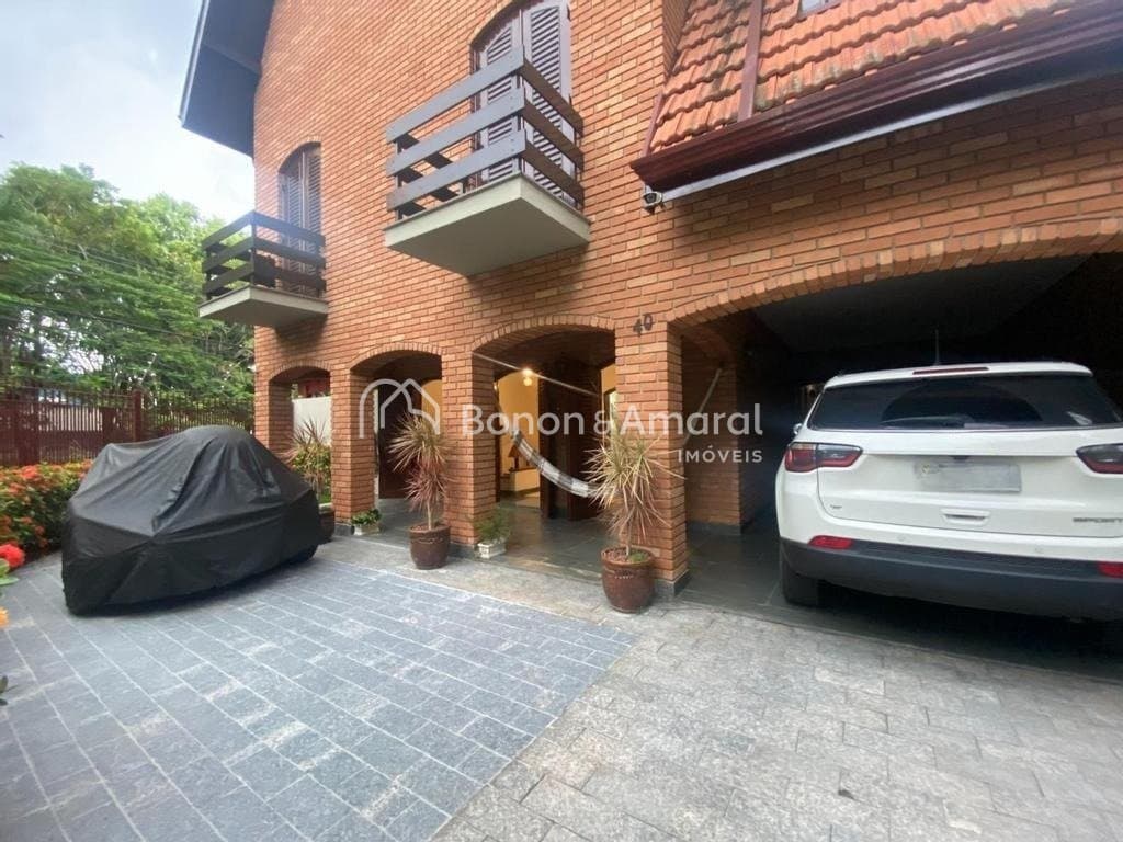 Casa à Venda - Vila Nova São José em Campinas / SP