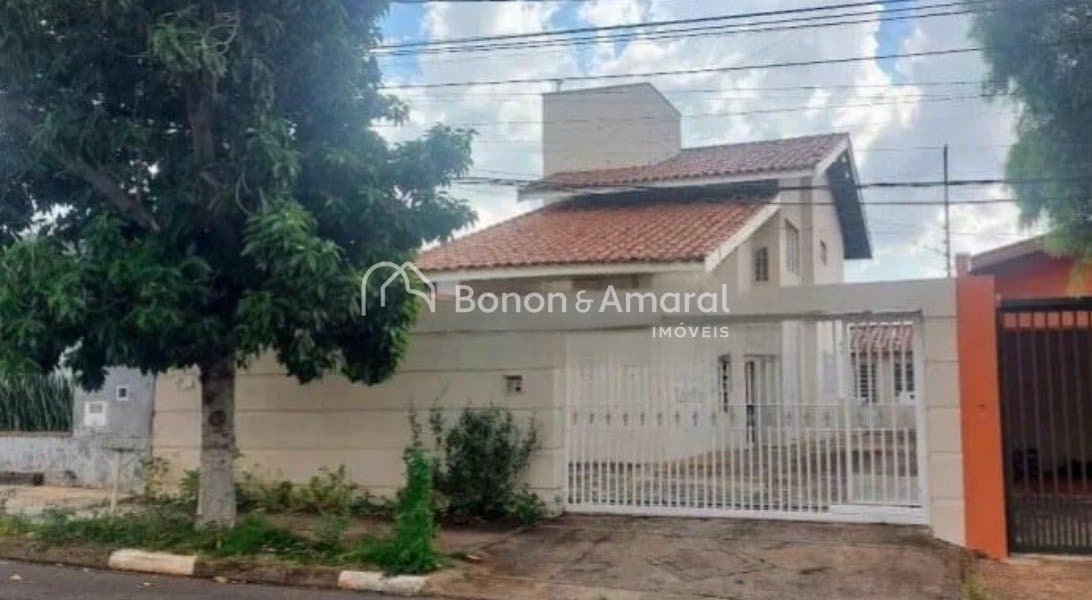 Casa à Venda - Parque Taquaral em Campinas / SP