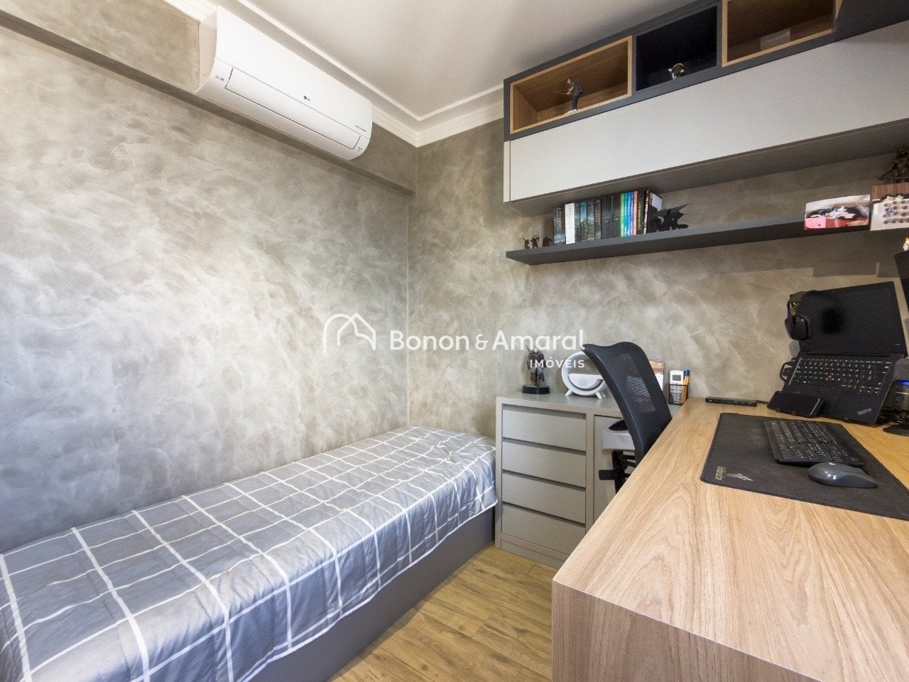 Apartamento à Venda - Mansões Santo Antônio em Campinas / SP