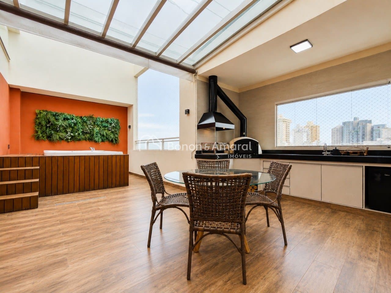Apartamento à Venda - Mansões Santo Antônio em Campinas / SP