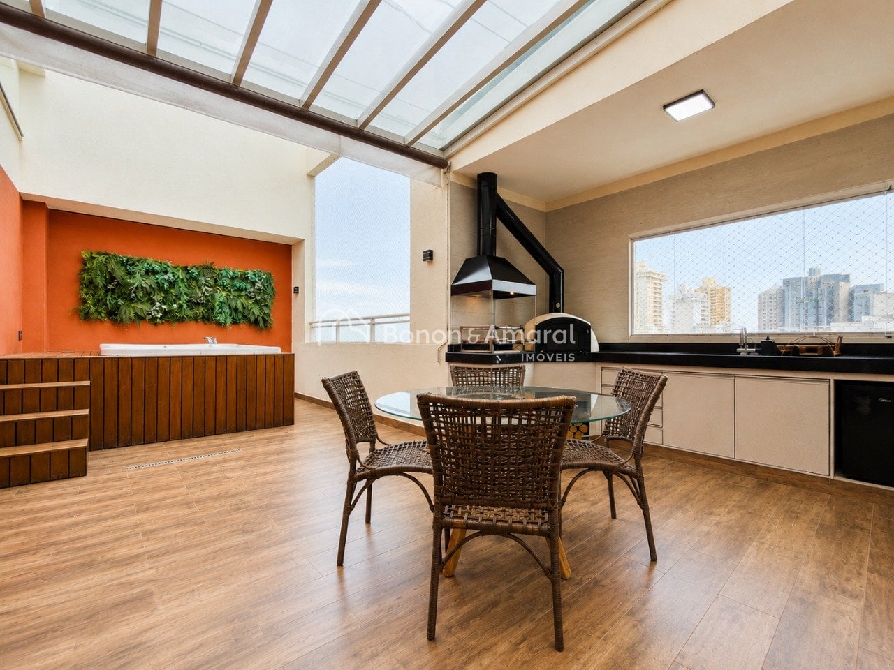 Apartamento à Venda - Mansões Santo Antônio em Campinas / SP