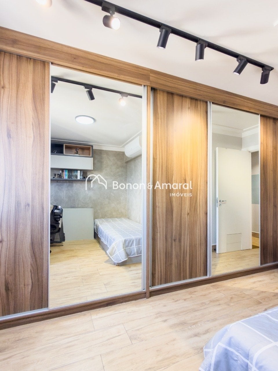 Apartamento à Venda - Mansões Santo Antônio em Campinas / SP