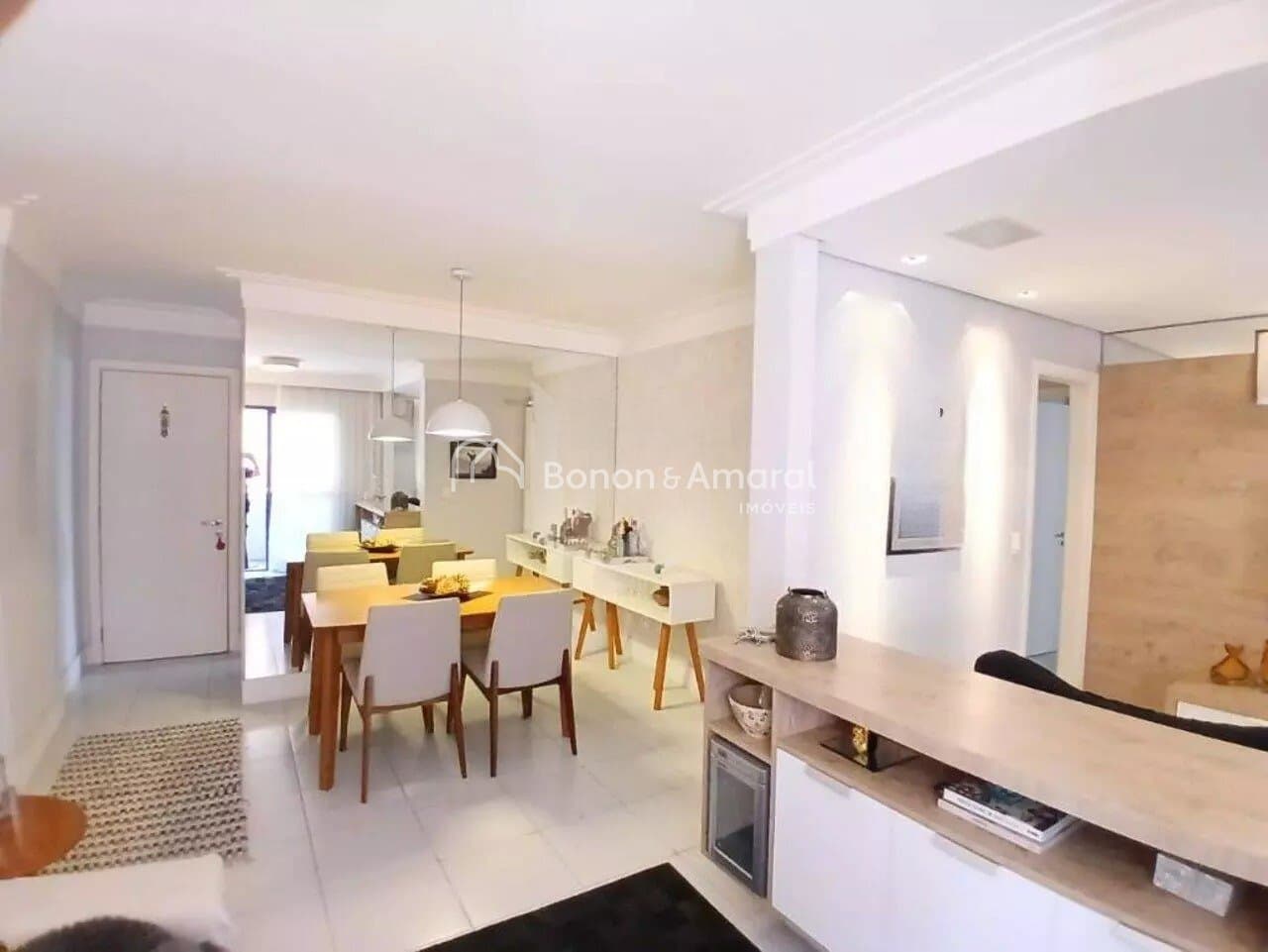 Apartamento à Venda no Cambuí em Campinas / SP