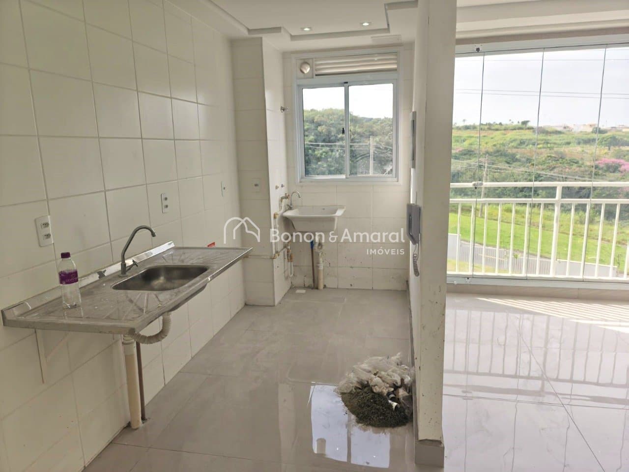 Apartamento à Venda no Jardim Das Cerejeiras em Campinas / SP