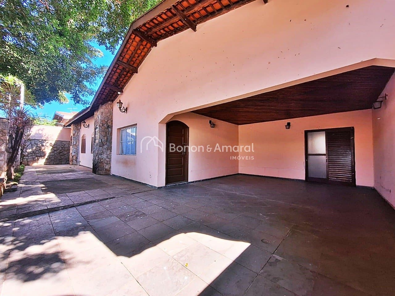 Casa à Venda - Jardim Aurélia em Campinas / SP