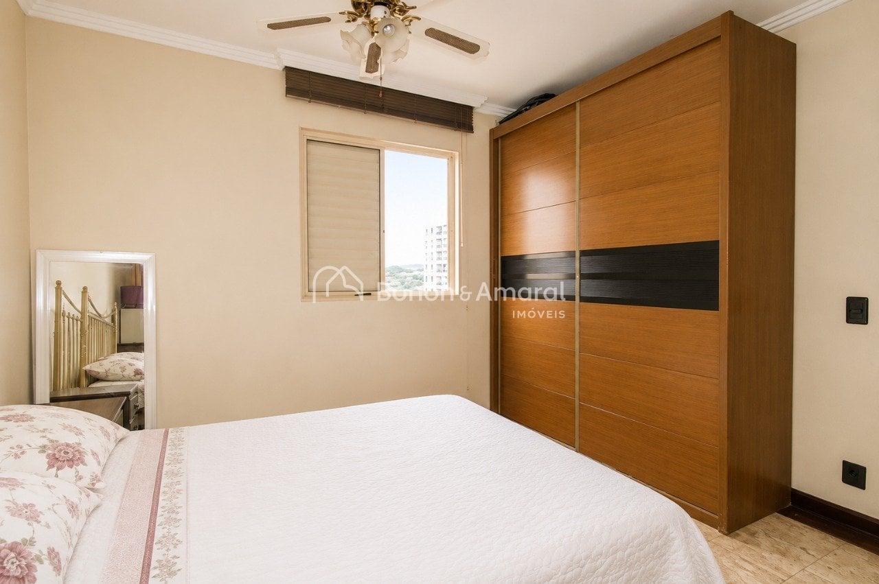 Apartamento à Venda - Mansões Santo Antônio em Campinas / SP