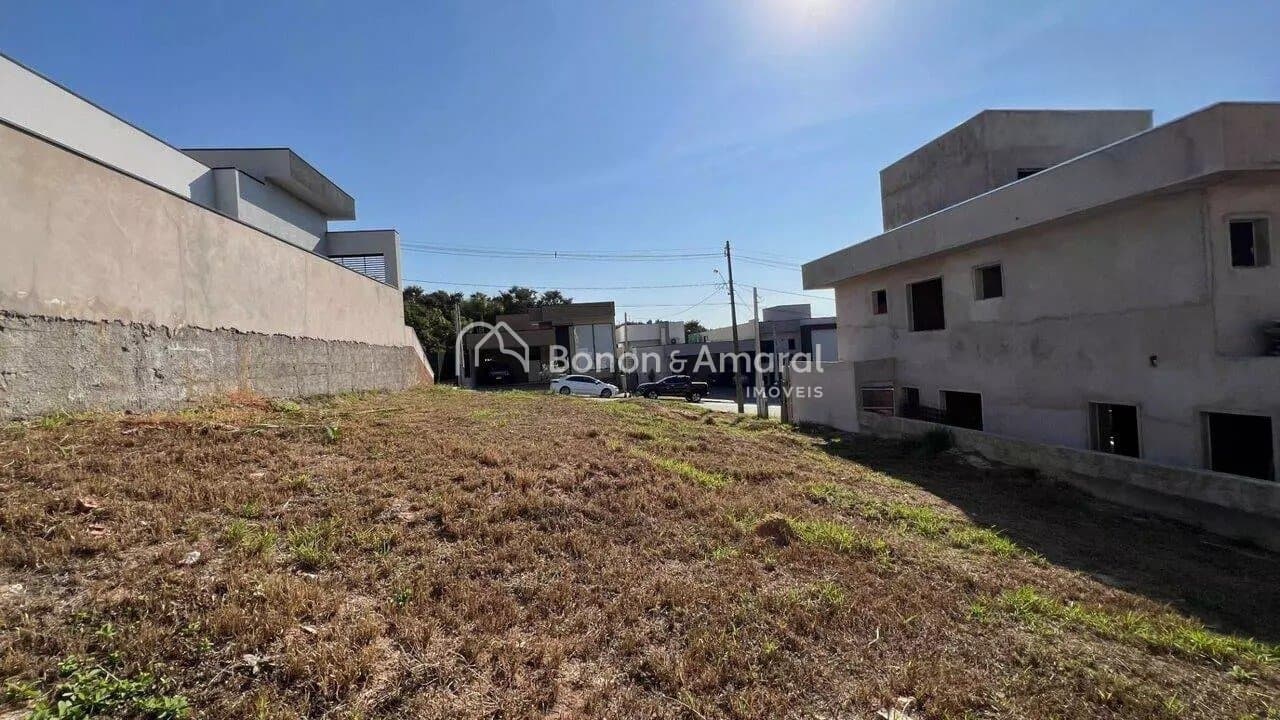 Terreno em condomínio à Venda - Chácaras Silvânia em Valinhos / SP