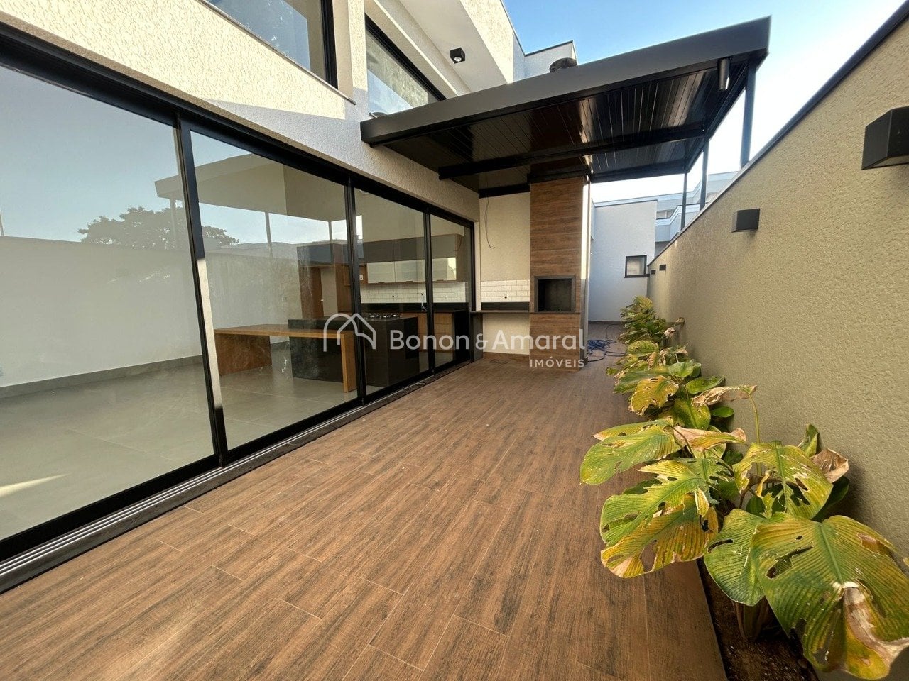 Casa em Condomínio à Venda no Parque Brasil 500 em Paulínia / SP