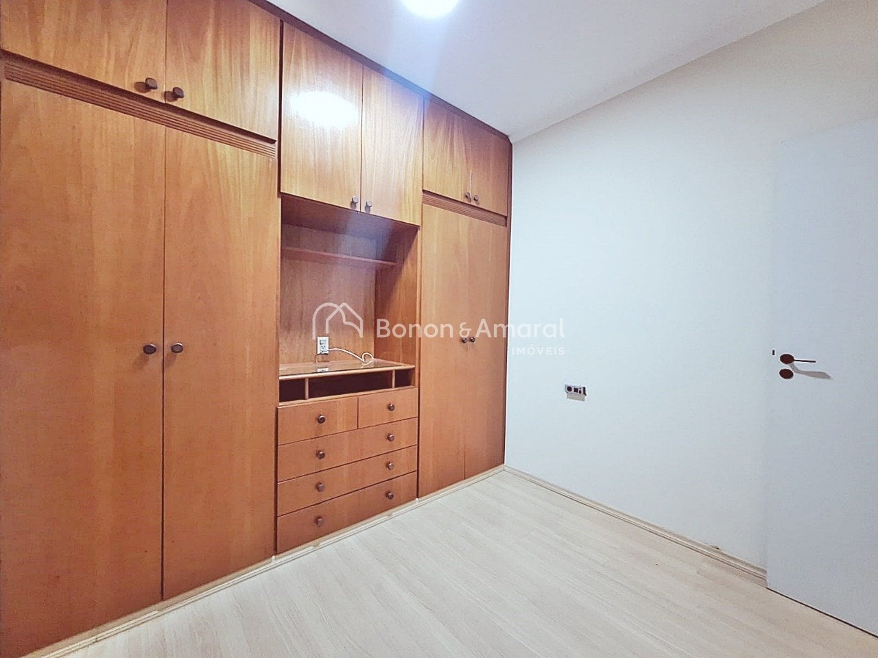Apartamento no Condominio Edificio Santa Victoria, Jardim Flamboyant, Campinas/SP