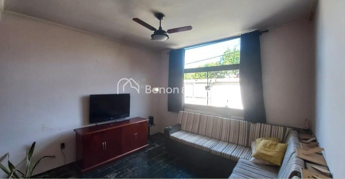 Casa à Venda - Jardim Santa Genebra em Campinas / SP