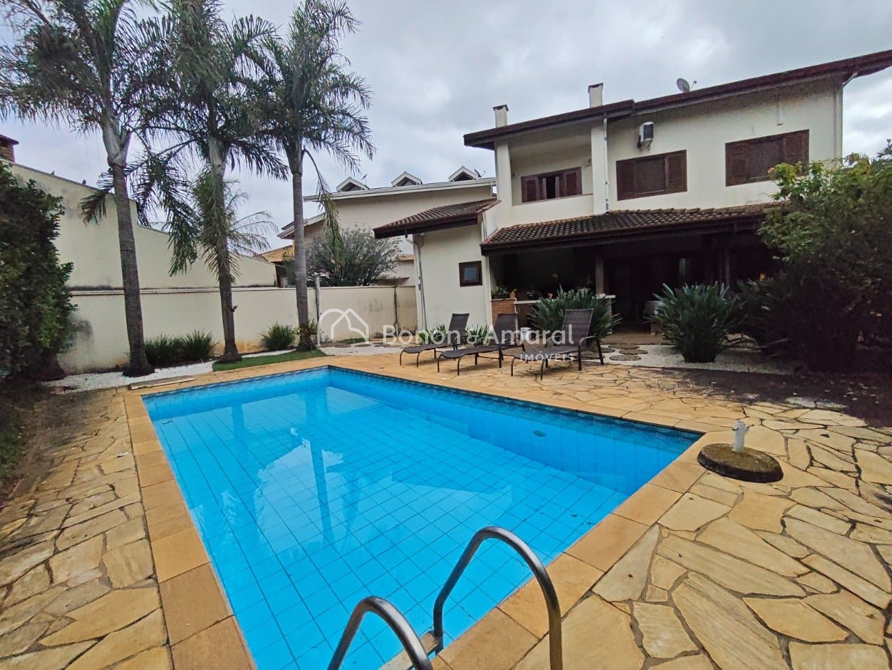 Casa em Condomínio à Venda - Tijuco Das Telhas em Campinas / SP