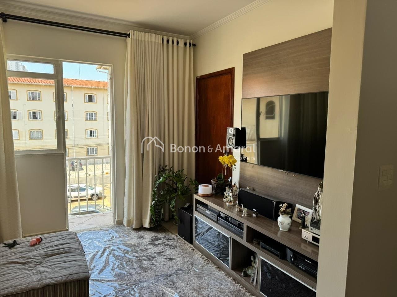 Apartamento à Venda - Vila Joaquim Inácio em Campinas / SP