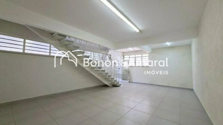 Casa à Venda - Chácara da Barra em Campinas / SP