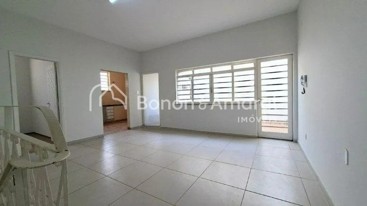 Casa à Venda - Chácara da Barra em Campinas / SP