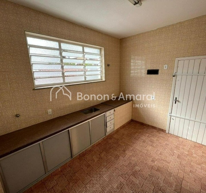 Casa à Venda - Chácara da Barra em Campinas / SP
