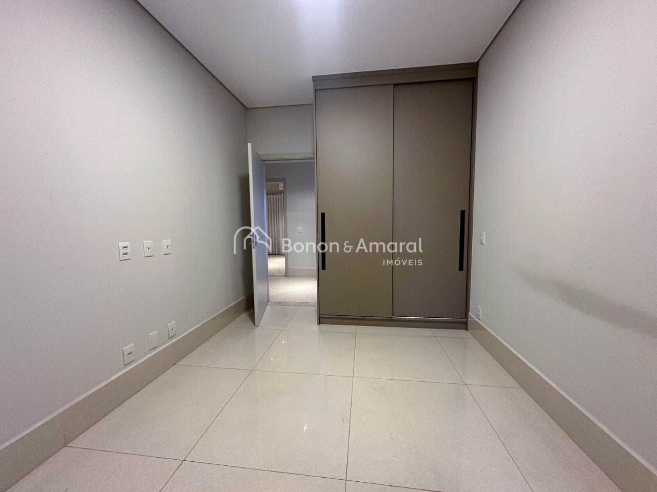 Casa em Condomínio no Villagio Morumbi, Morumbi, Paulínia/SP