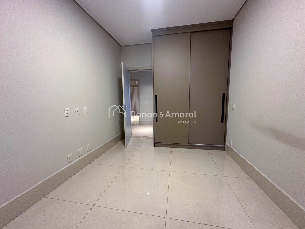 Casa em Condomínio no Villagio Morumbi, Morumbi, Paulínia/SP