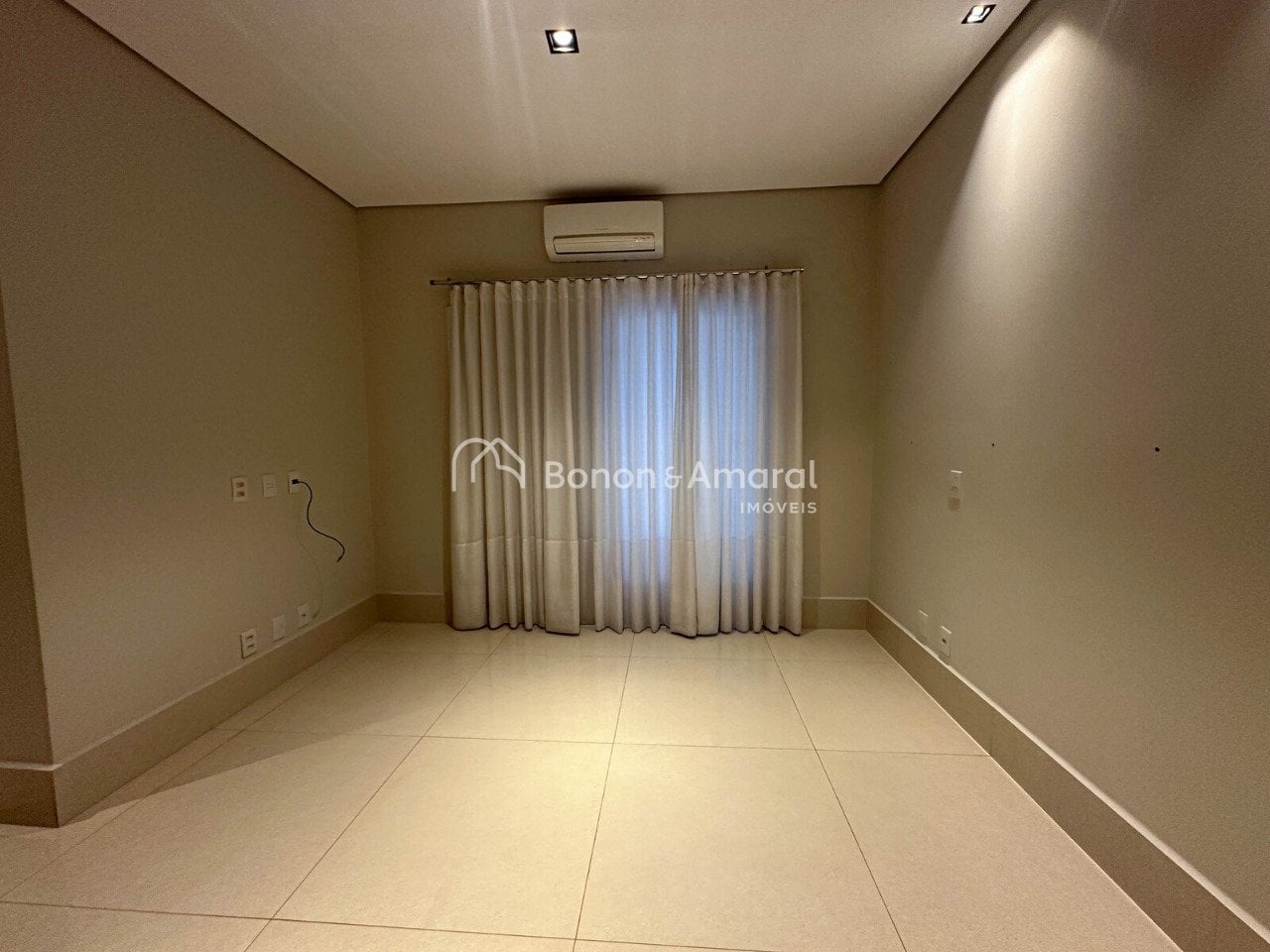 Casa em Condomínio no Villagio Morumbi, Morumbi, Paulínia/SP