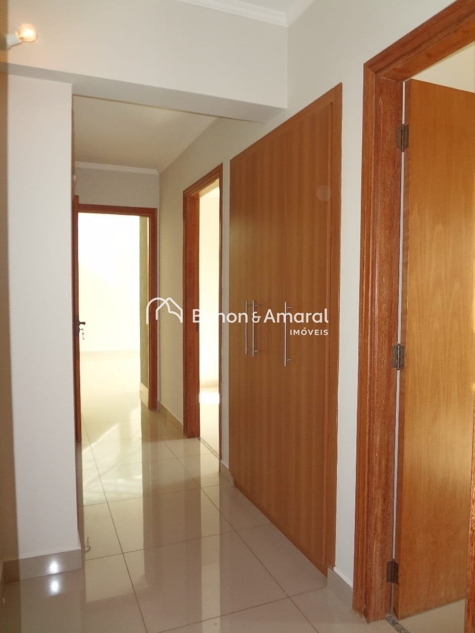 Apartamento à Venda - Mansões Santo Antônio em Campinas / SP
