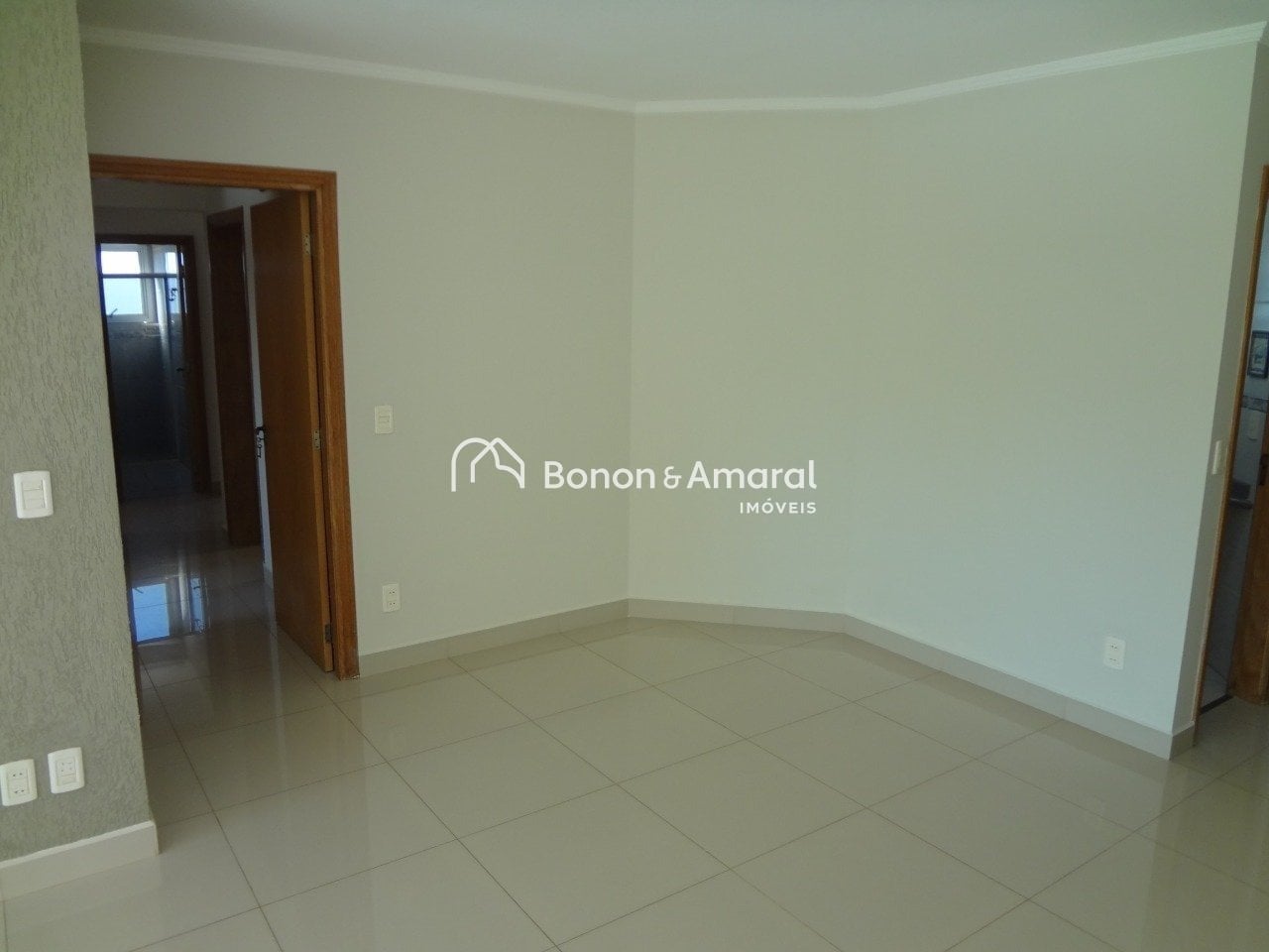 Apartamento à Venda - Mansões Santo Antônio em Campinas / SP