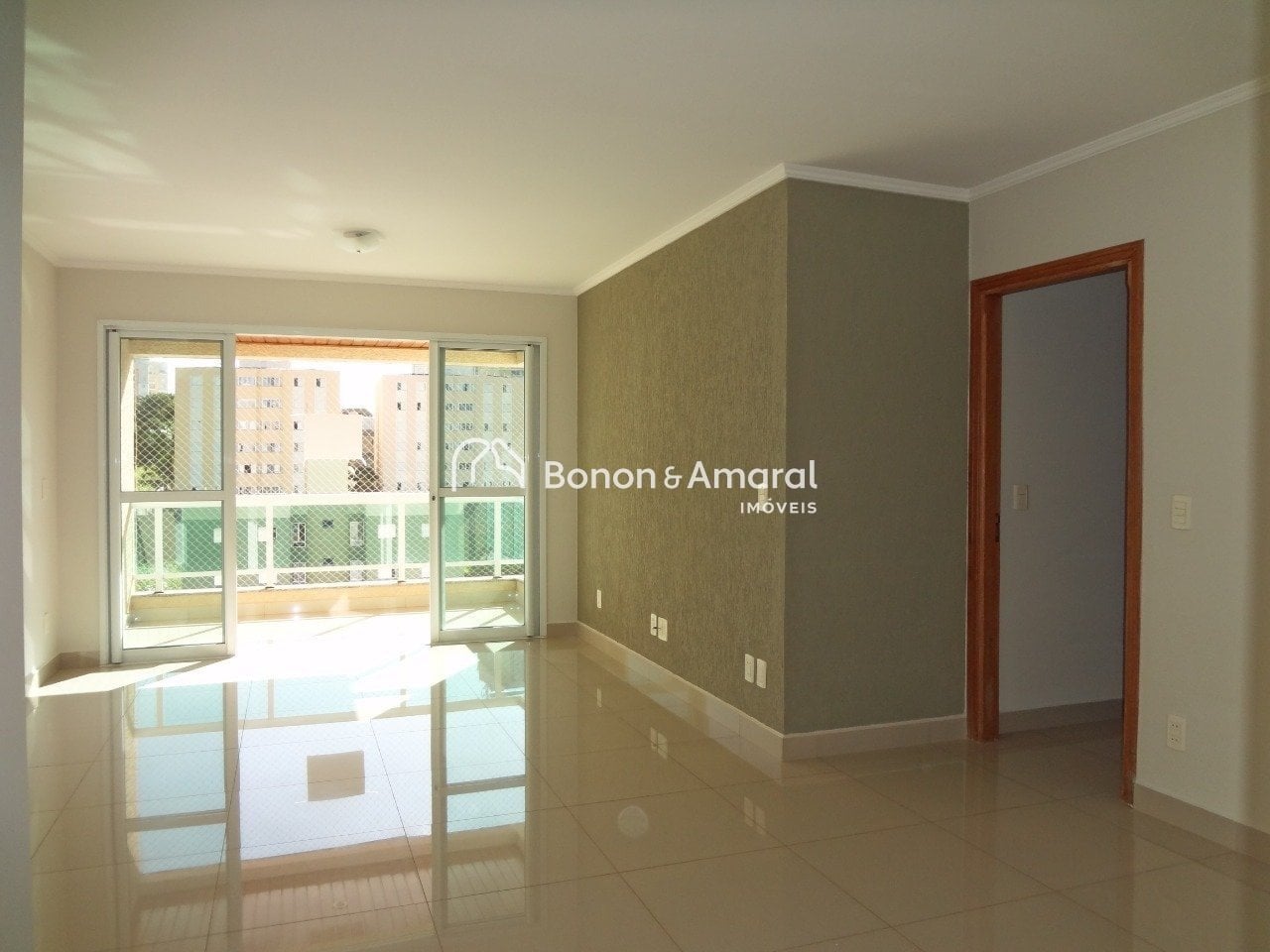 Apartamento à Venda - Mansões Santo Antônio em Campinas / SP
