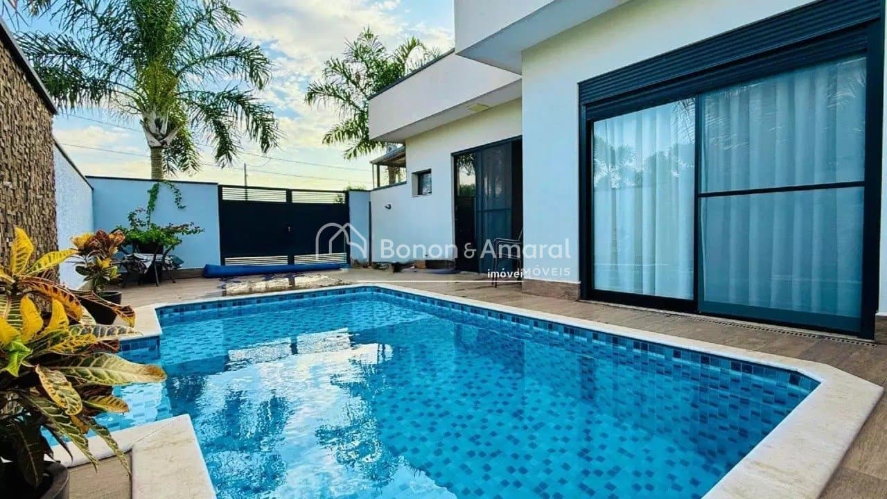Casa em Condomínio à Venda - Cascata em Paulínia / SP