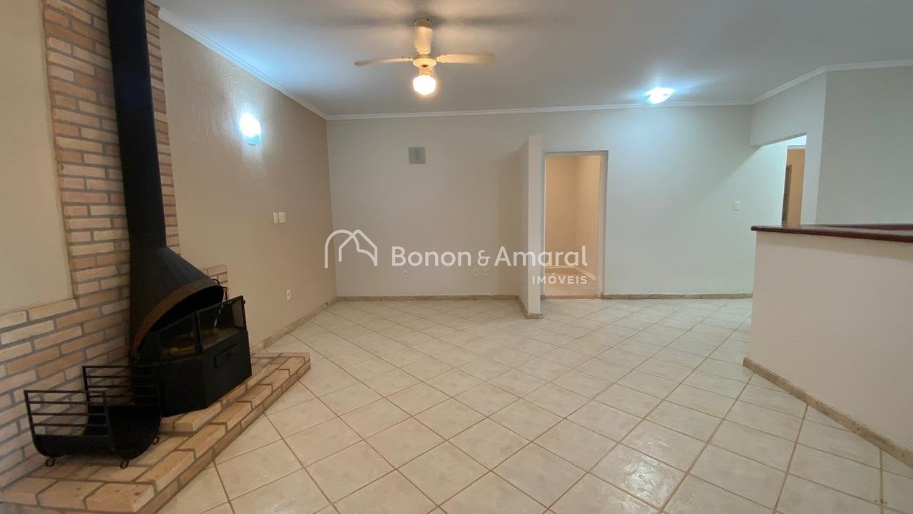 Casa em Condomínio à Venda - Loteamento Caminhos de São Conrado (Sousas) em Campinas / SP