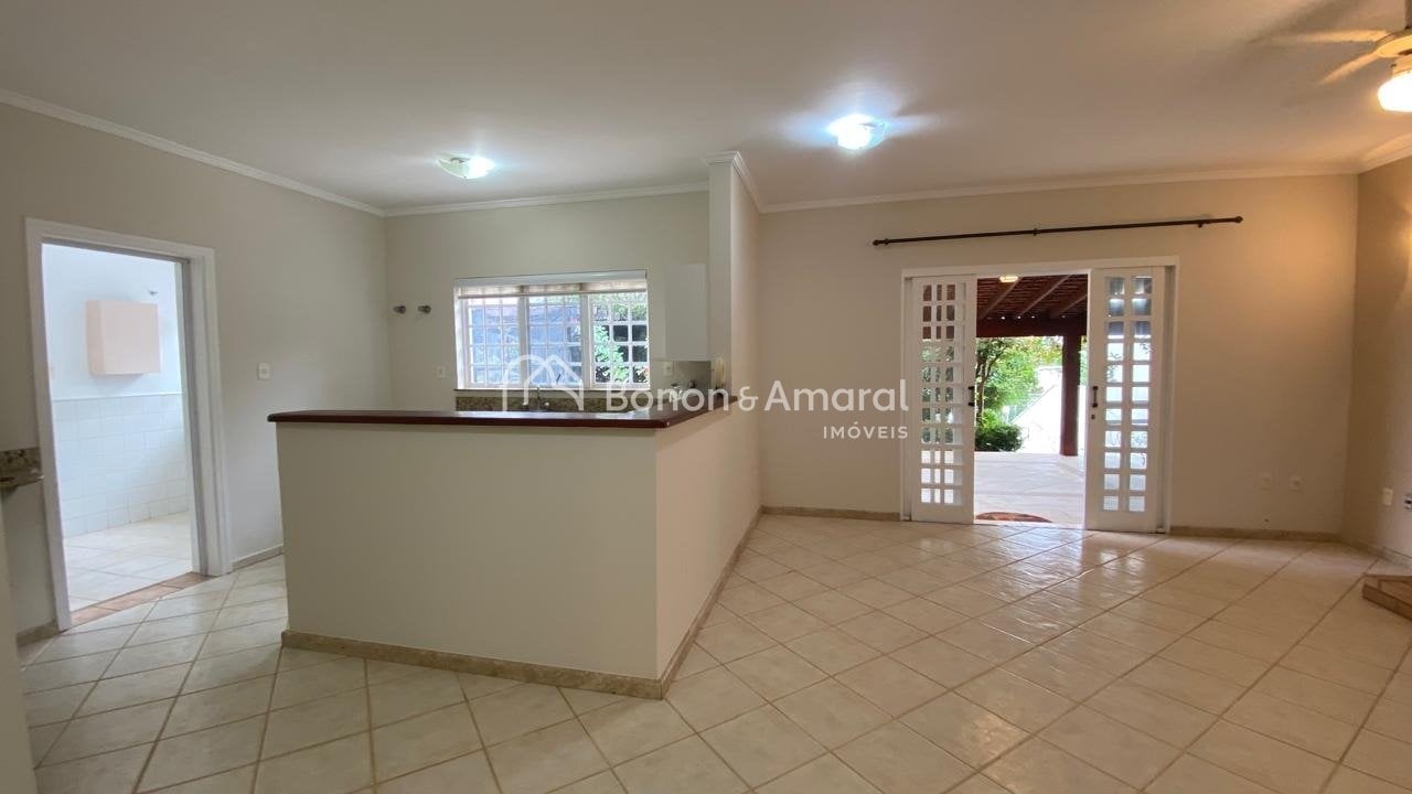 Casa em Condomínio à Venda - Loteamento Caminhos de São Conrado (Sousas) em Campinas / SP