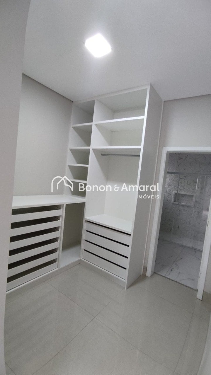 Casa em Condomínio,