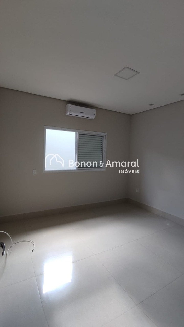 Casa em Condomínio,