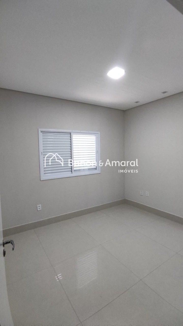 Casa em Condomínio,