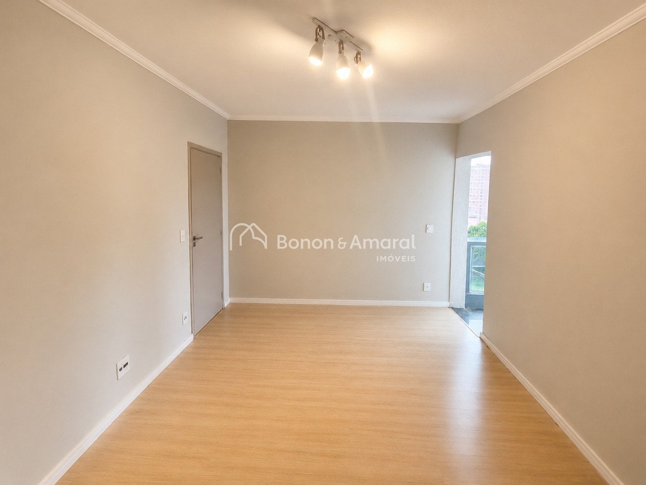 Apartamento no Condomínio Edificio João Nogueira, Cambuí, Campinas/SP