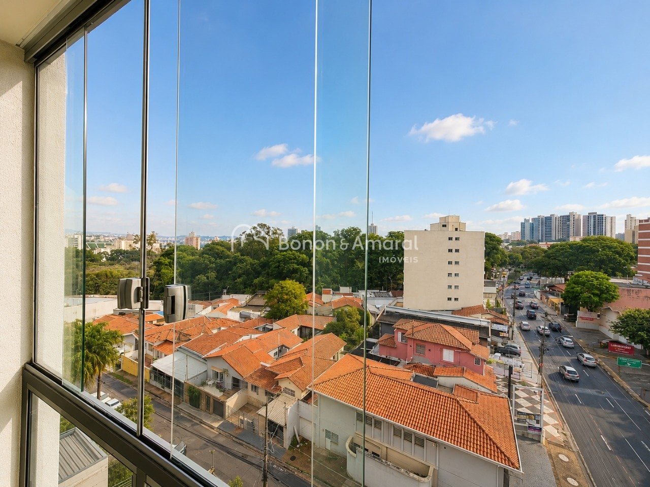 Apartamento no Condomínio Edificio João Nogueira, Cambuí, Campinas/SP