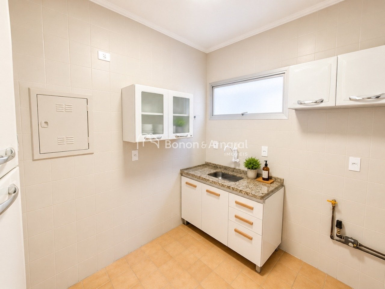Apartamento no Condomínio Edificio João Nogueira, Cambuí, Campinas/SP