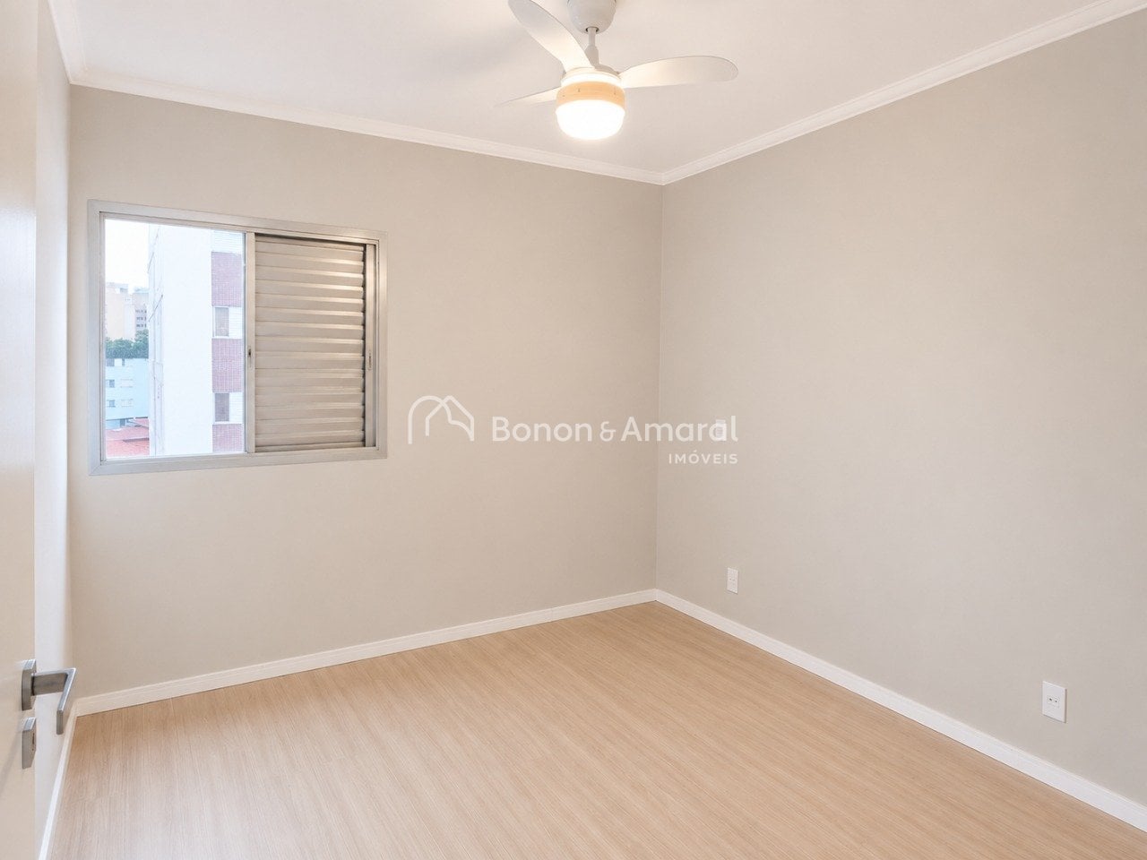Apartamento no Condomínio Edificio João Nogueira, Cambuí, Campinas/SP