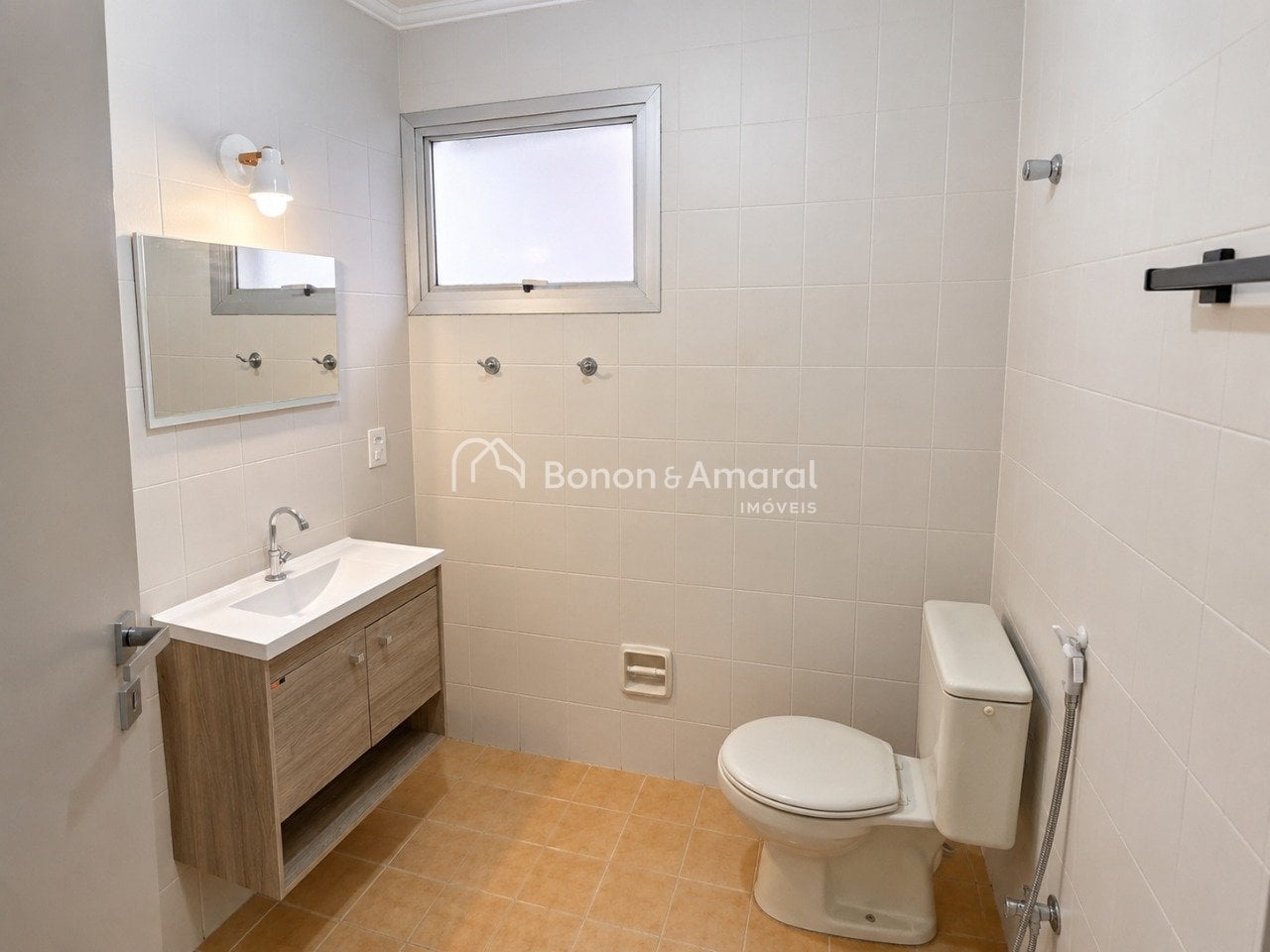 Apartamento no Condomínio Edificio João Nogueira, Cambuí, Campinas/SP
