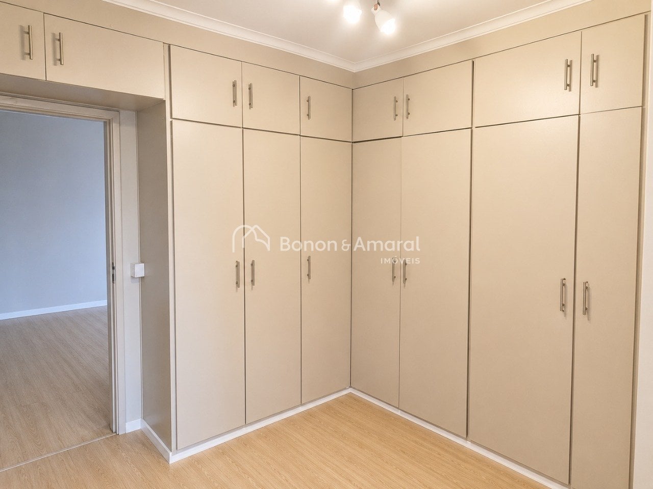 Apartamento no Condomínio Edificio João Nogueira, Cambuí, Campinas/SP