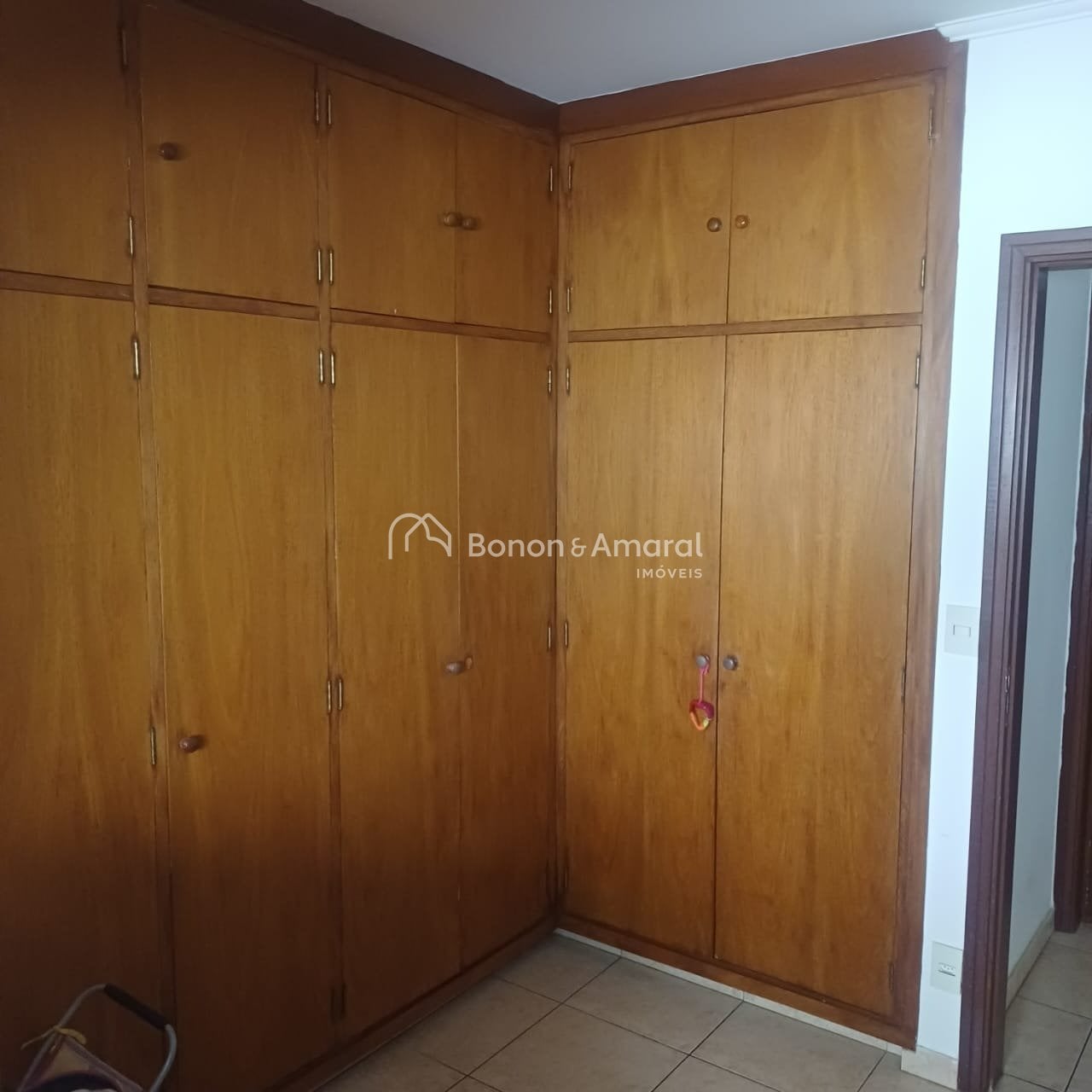 Apartamento no Edifício Aristides Paioli, Vila Itapura, Campinas/SP