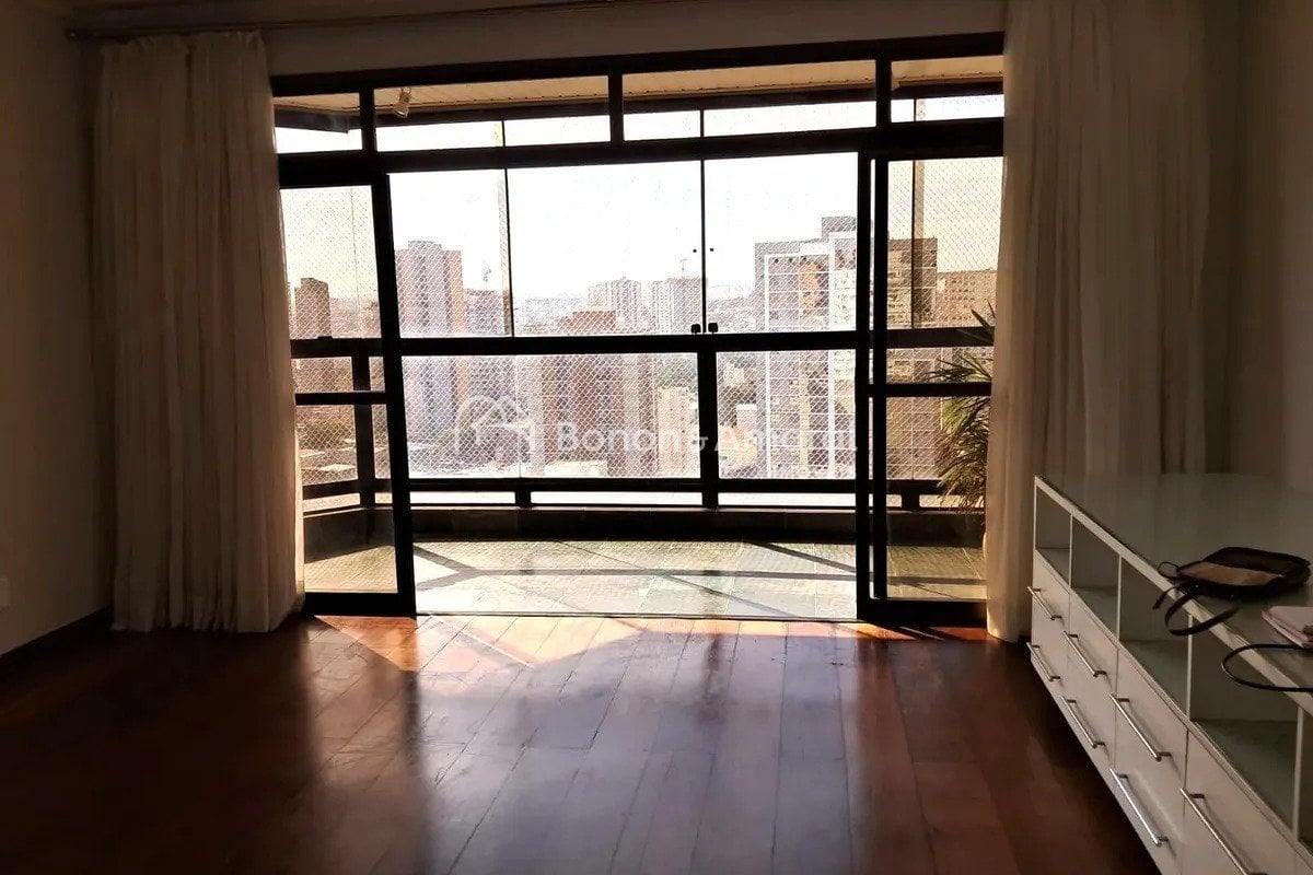 Apartamento para Alugar no Cambuí em Campinas / SP