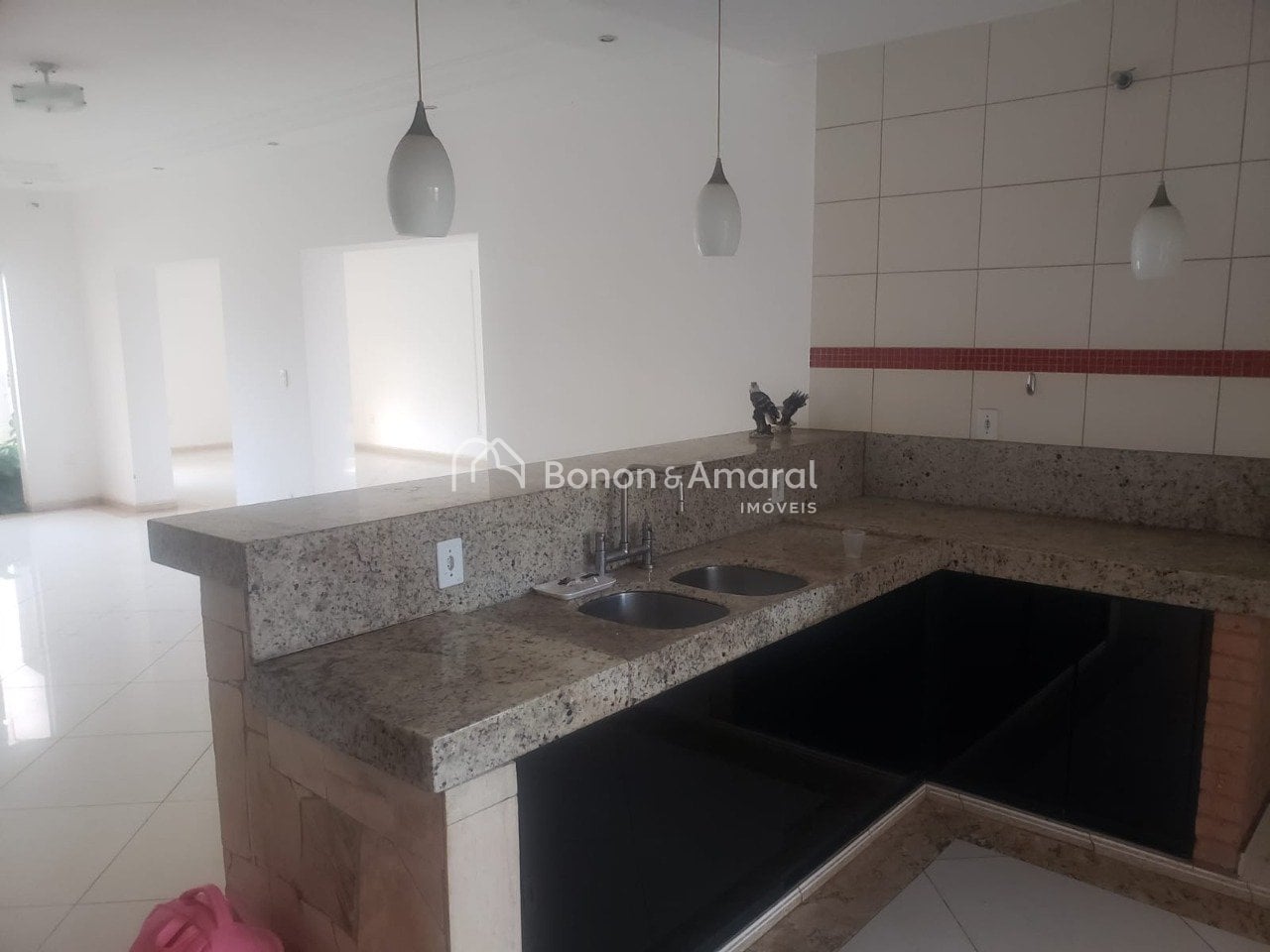 Casa em Condomínio à Venda no Cascata em Paulínia / SP