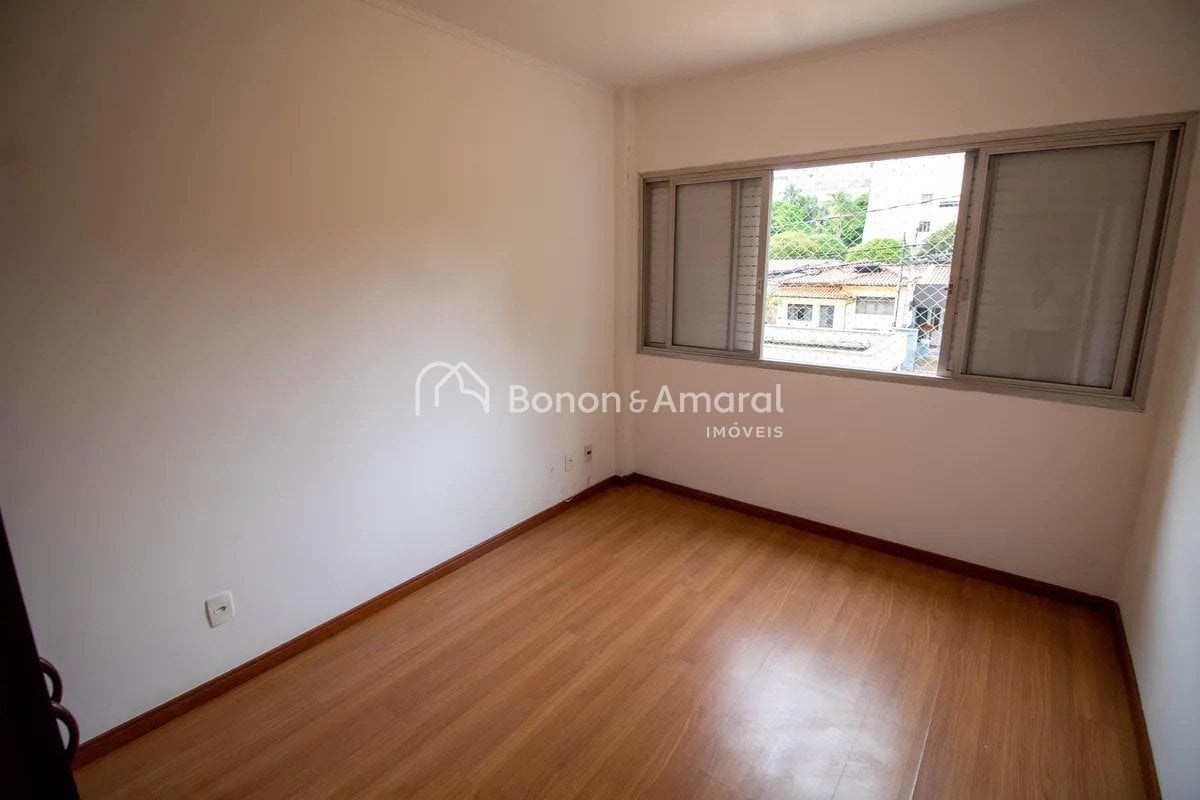 Apartamento à Venda no Cambuí em Campinas / SP