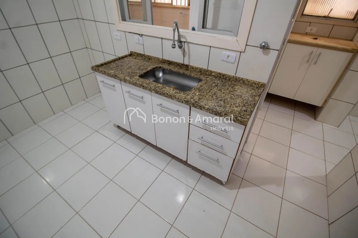 Apartamento à Venda no Cambuí em Campinas / SP