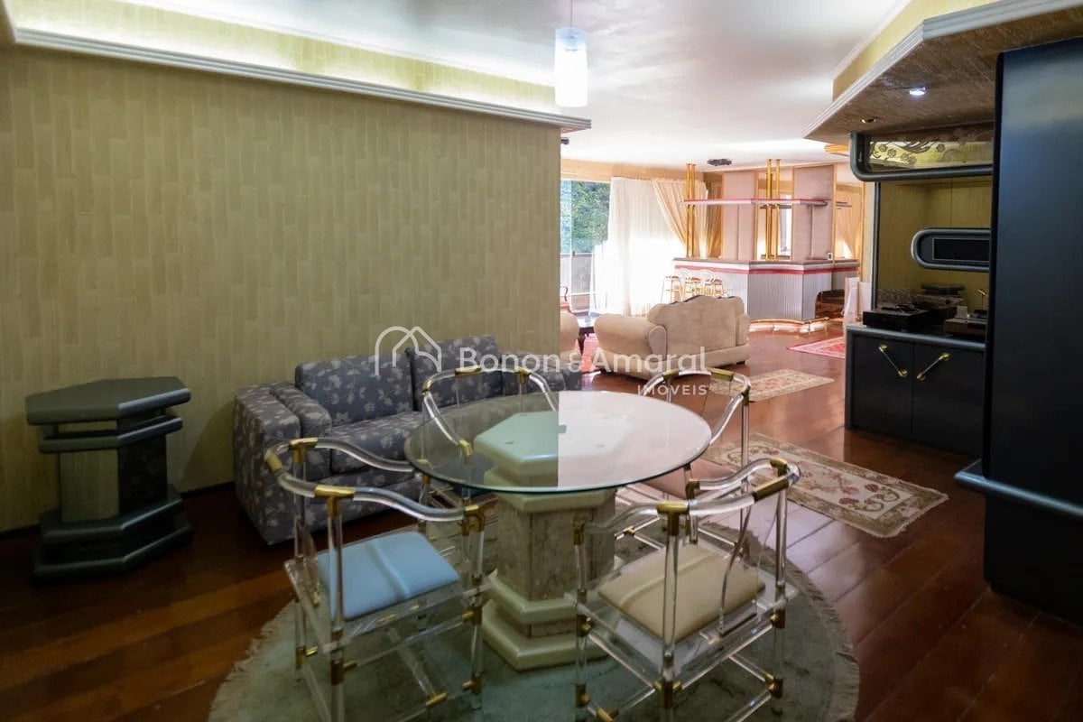 Apartamento para Alugar - Cambuí em Campinas / SP